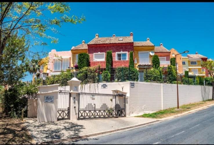 Casa Adosada En Islantilla, 3 Dormitorios,A 400 M De La Playa Exterior photo